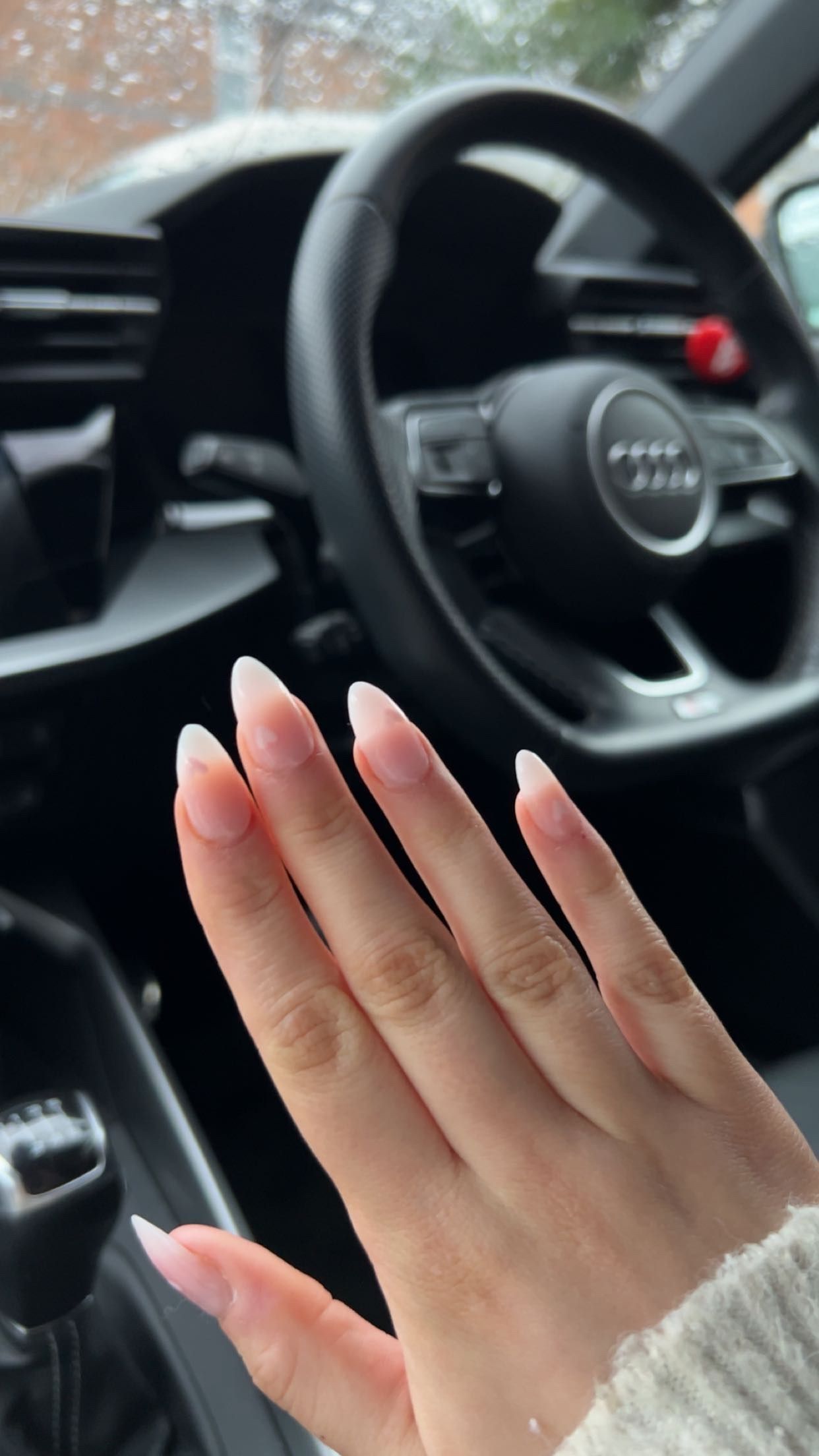 Long pink almond gel